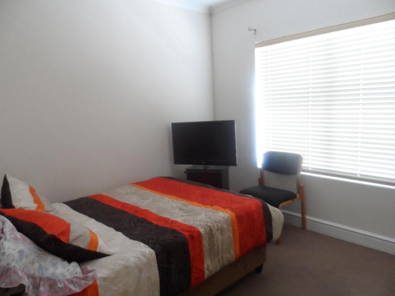 To Let 3 Bedroom Property for Rent in Zevenzicht Western Cape